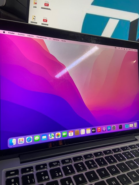 Apple Macbook Pro 2015 i5 8GB 256GB Retina 13.3'' Reacondicionado