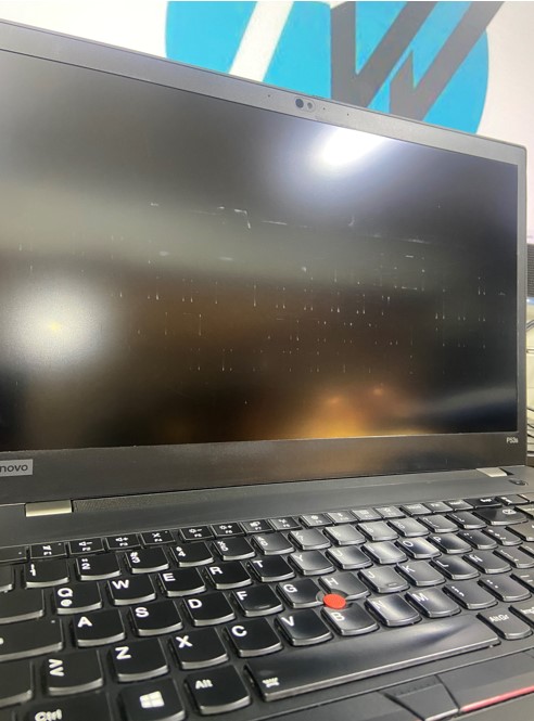 Notebook Lenovo P53s i7 8° 16Gb RAM 512Gb SSD NVIDIA 2Gb REACONDICIONADO