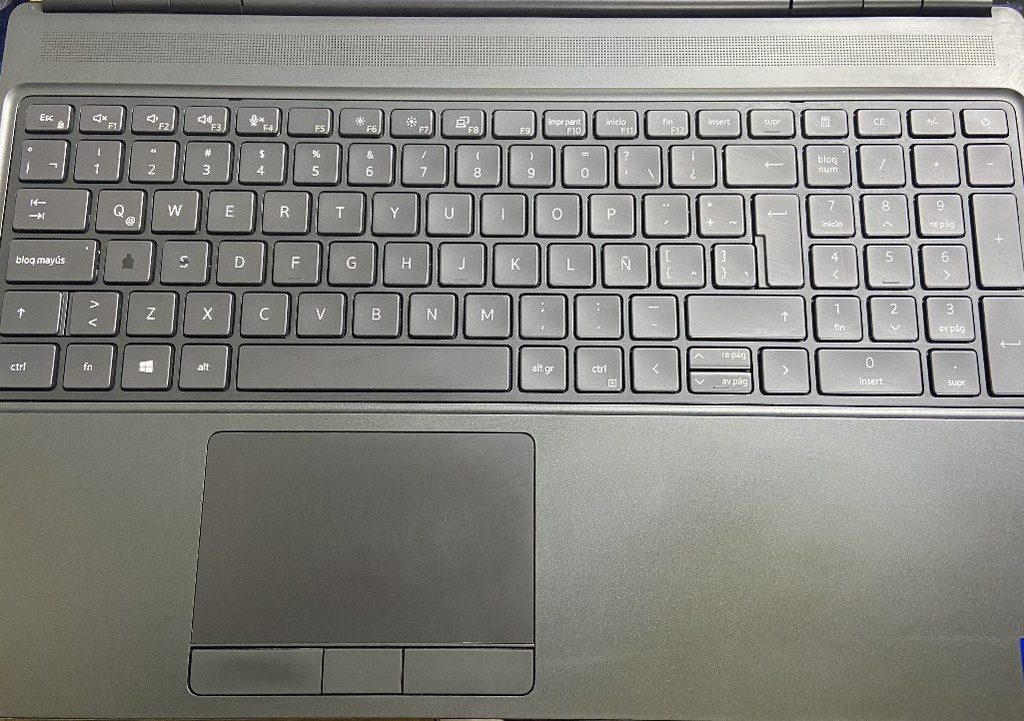 Dell Precision 7560 I7 11° 48GB RAM 512 GB SSD 4GB NVIDIA 15" REACONDICIONADO