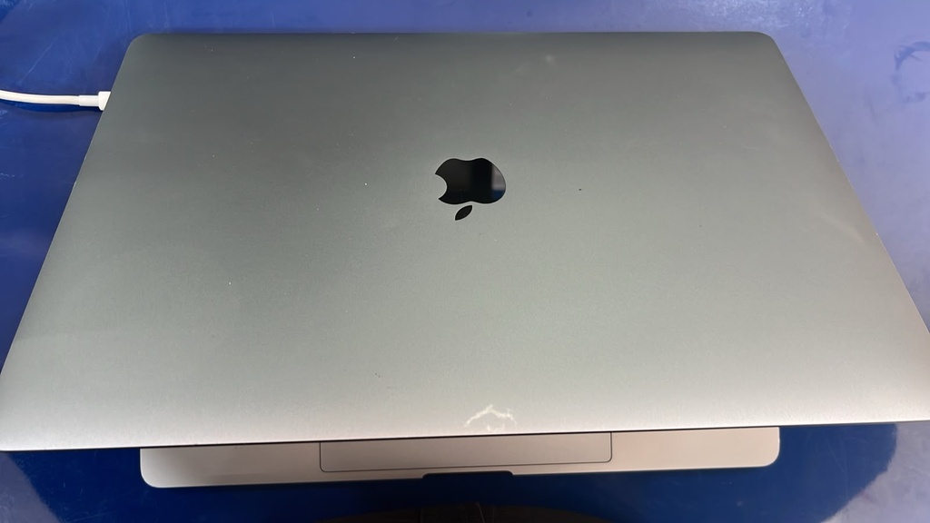 Apple Macbook Pro A2141 (2019) i9-9880H 16GB 512GB Retina 16'' Reacondicionado