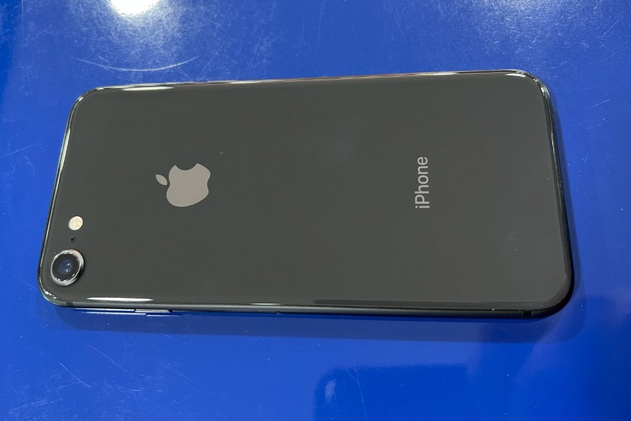IPHONE 8 GSM+CDMA 64 GB SPACE GRAY REACONDICIONADO